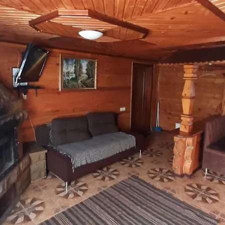Wood-house Apartment Tatariv