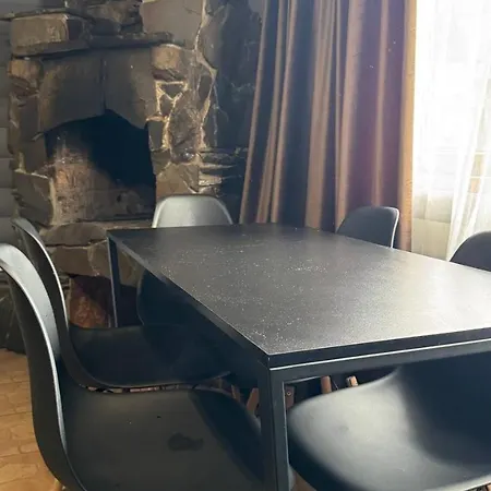 Wood-house 아파트 타타리브