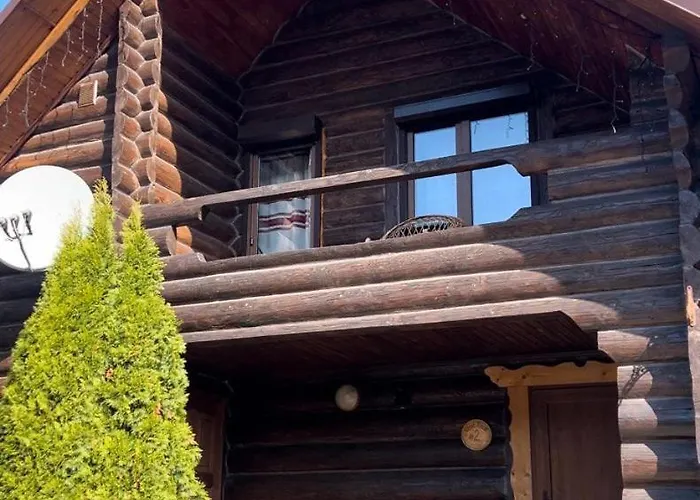 Wood-house 塔塔里夫